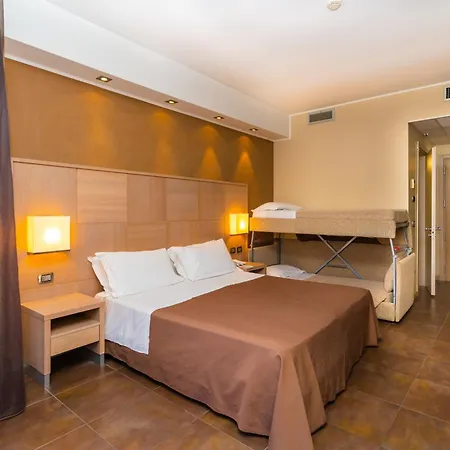 Abruzzo Marina Hotel - Family & Beach Resort-2